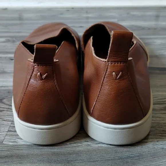 VIONIC Uptown A-Line Loafer Brown Leather Slip On Shoes Women's Size 8.5 - Picture 3 of 5